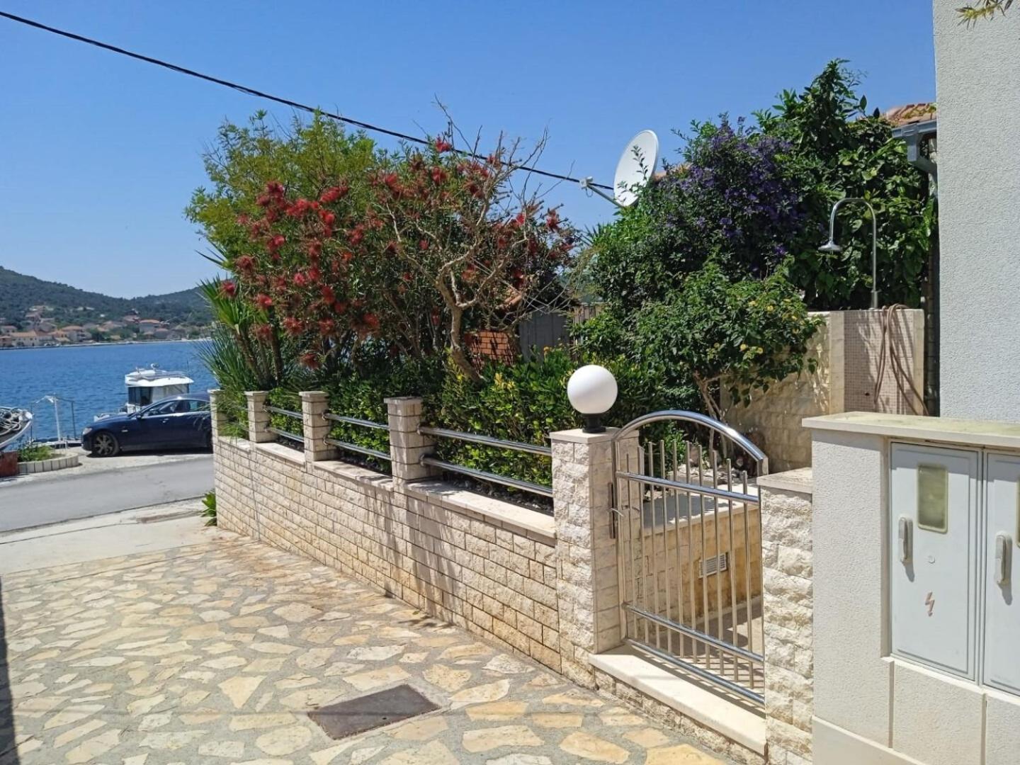 Apartment Josip Vinišće Екстериор снимка